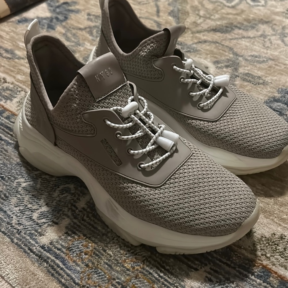 Steve Madden sneakers